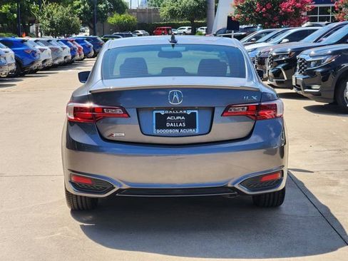 Used 2018 Acura ILX FWD image 7