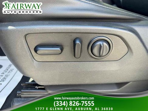 Used 2020 Chevrolet Silverado 1500 LTZ w/ LTZ Plus Package AWD/4WD image 16