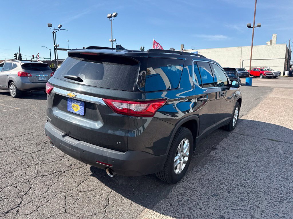 Used 2020 Chevrolet Traverse LT FWD image 12