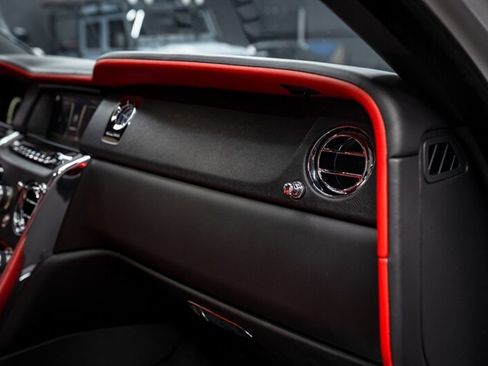 Used 2020 Rolls-Royce Cullinan image 27