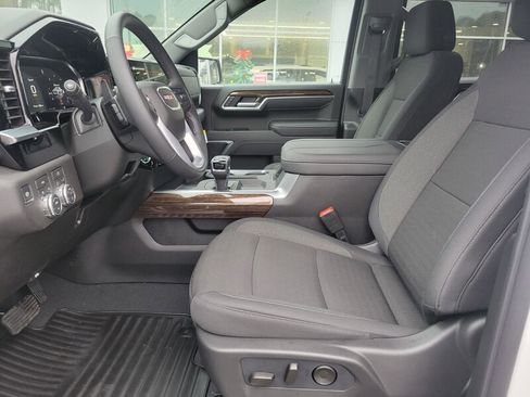 New 2026 GMC Sierra 1500 Elevation image 18