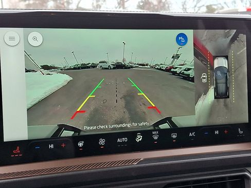 Used 2025 Ford Bronco Sport Outer Banks w/ Outer Banks Tech Package+ image 20