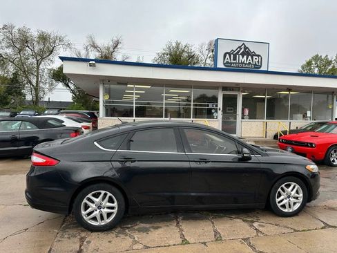 Used 2015 Ford Fusion SE FWD image 8