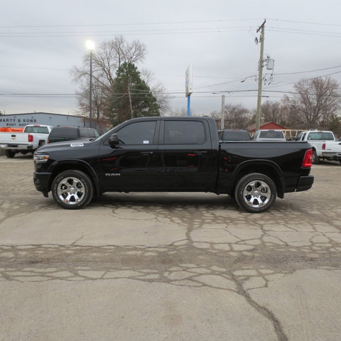 Used 2025 RAM 1500 Big Horn AWD/4WD image 5