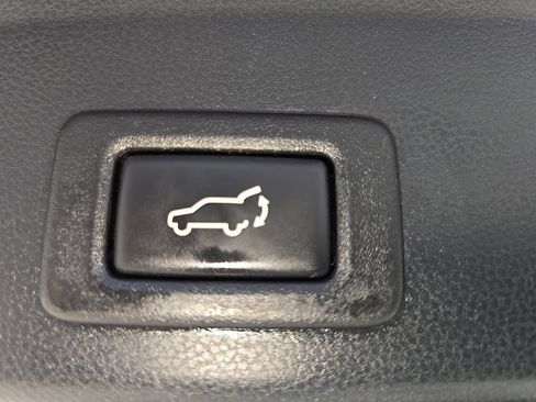 Used 2019 Subaru Ascent Limited AWD/4WD image 35