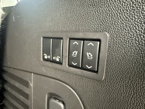 Used 2016 Chevrolet Tahoe LTZ image 6