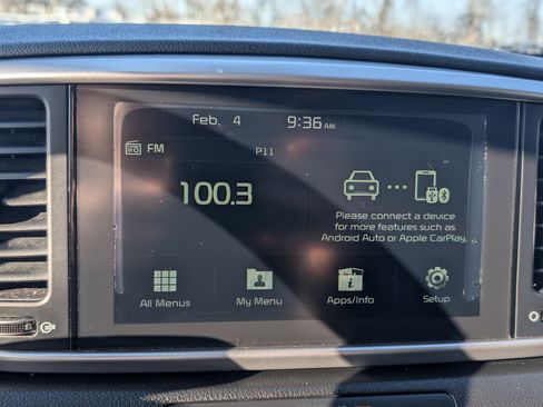 Used 2020 Kia Sportage LX image 12