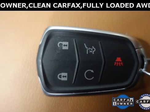 Used 2025 Cadillac XT5 Premium Luxury w/ LPO, Floor Liner Package image 17