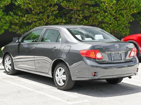 Used 2010 Toyota Corolla LE image 4