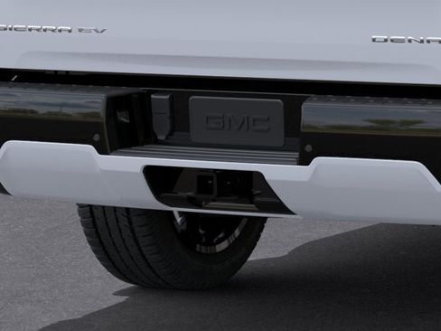 New 2026 GMC Sierra EV Denali AWD/4WD image 14