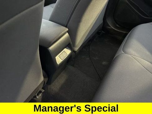 Used 2023 Toyota Corolla LE image 30