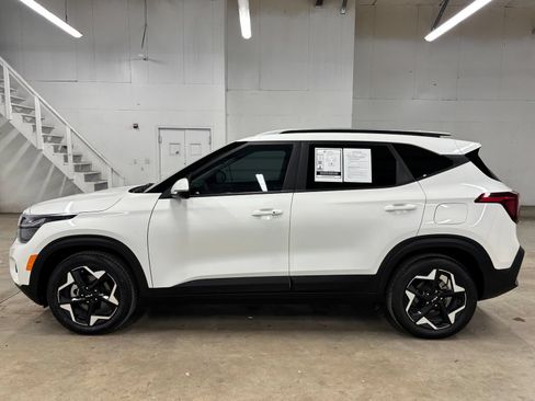 Used 2025 Kia Seltos S FWD image 4