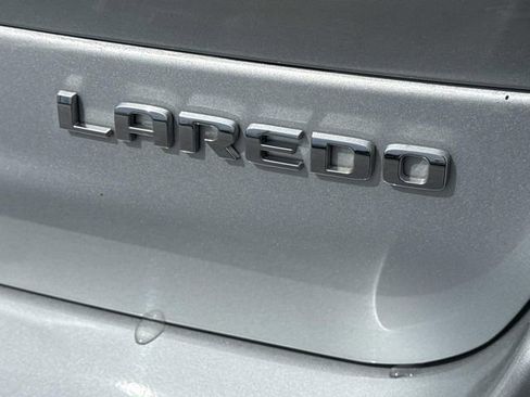 Used 2022 Jeep Grand Cherokee L Laredo w/ Luxury Tech Group I AWD/4WD image 39