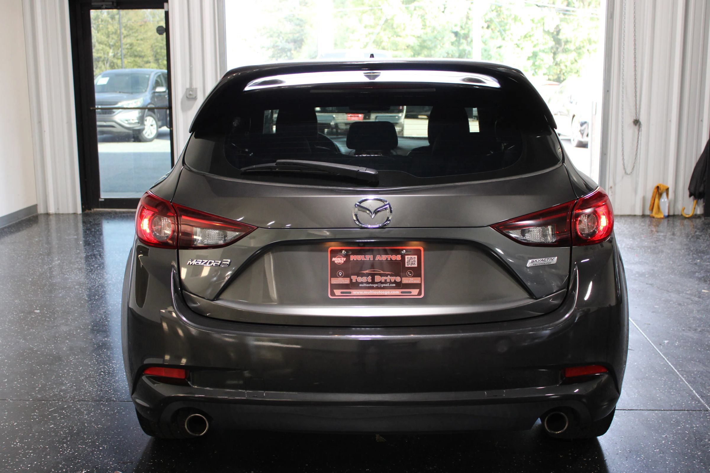 Used 2018 MAZDA MAZDA3 Touring FWD image 5