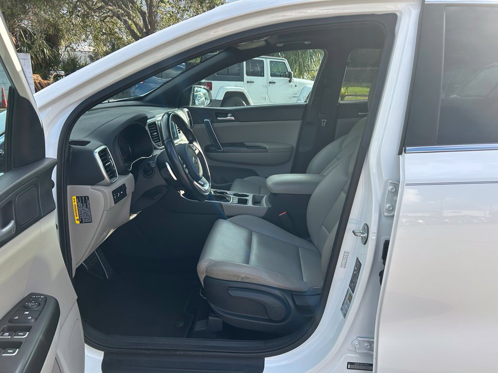 Used 2020 Kia Sportage S w/ S Sunroof Package AWD/4WD image 16