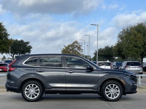 Used 2025 Honda CR-V EX-L image 3
