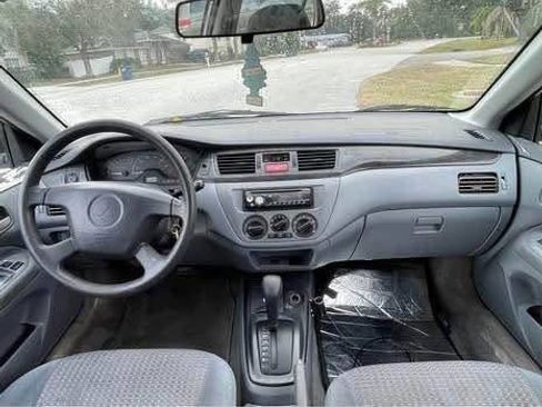 Used 2002 Mitsubishi Lancer ES image 8