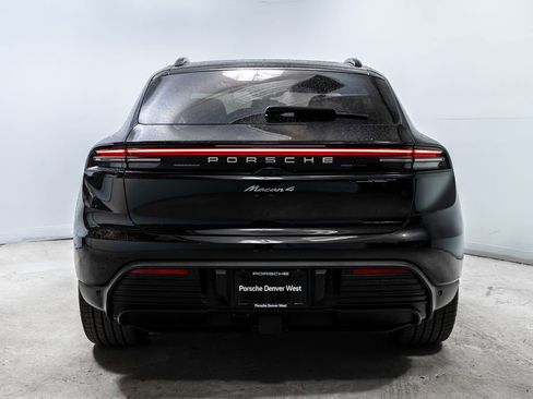 New 2026 Porsche Macan 4 Electric image 6