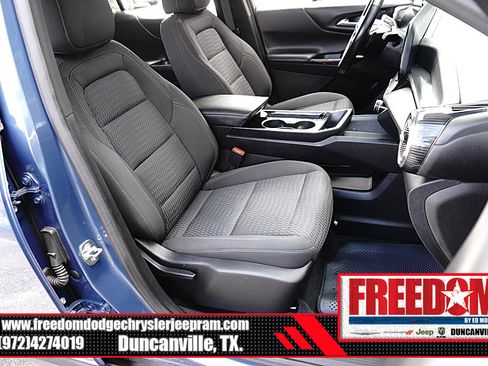 Used 2025 Chevrolet Equinox LT FWD image 15