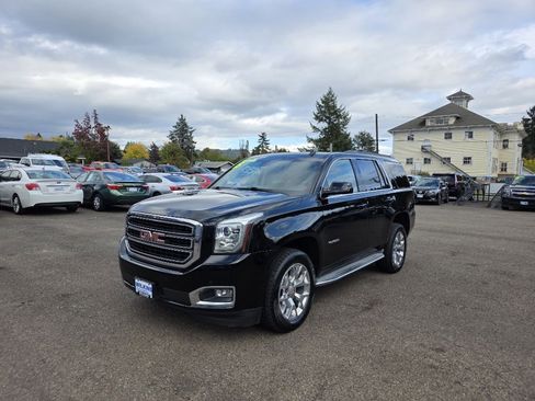 Used 2015 GMC Yukon SLT image 1