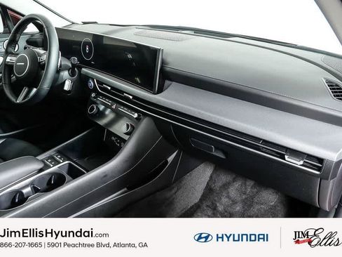 New 2025 Hyundai Sonata Limited FWD image 30