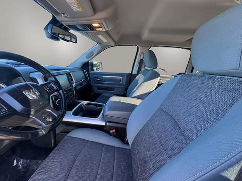 Used 2017 RAM 1500 Big Horn AWD/4WD image 11