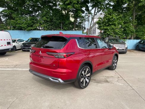 New 2026 Mitsubishi Outlander SE FWD image 5