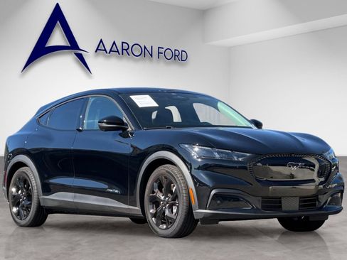 Used 2024 Ford Mustang Mach-E Select w/ Comfort Package Lite image 8