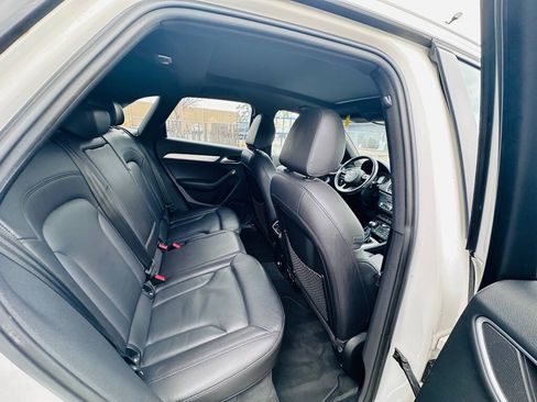 Used 2018 Audi Q3 2.0T Premium w/ Convenience Package FWD image 18