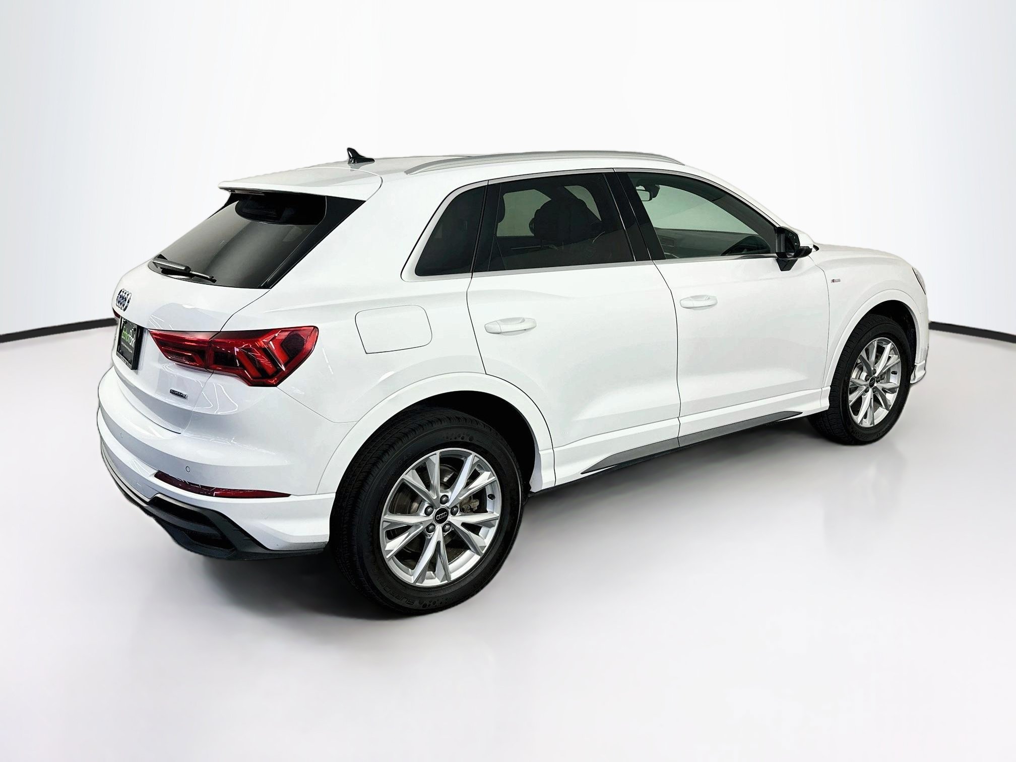 Used 2025 Audi Q3 2.0T Premium AWD/4WD image 9