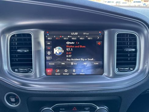 Used 2023 Dodge Charger SXT image 28