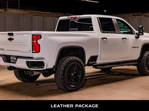 Used 2024 Chevrolet Silverado 2500 LT w/ Z71 Sport Edition image 10