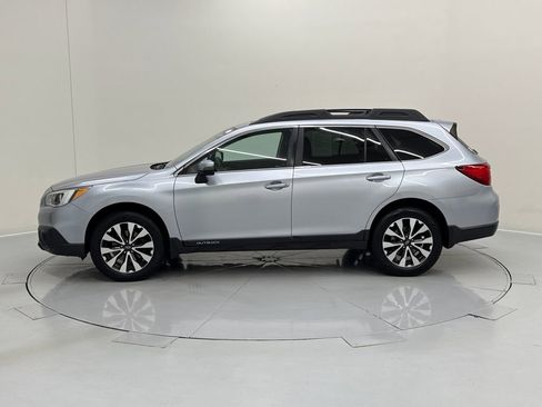 Used 2016 Subaru Outback 2.5i Limited image 3