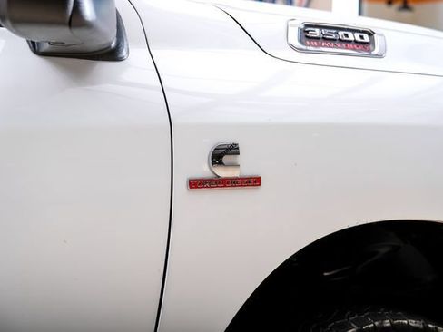 Used 2024 RAM 3500 Tradesman w/ Chrome Appearance Group AWD/4WD image 57