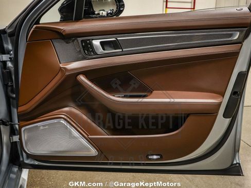 Used 2020 Porsche Panamera Turbo S image 84