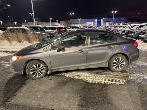 Used 2015 Honda Civic EX image 2