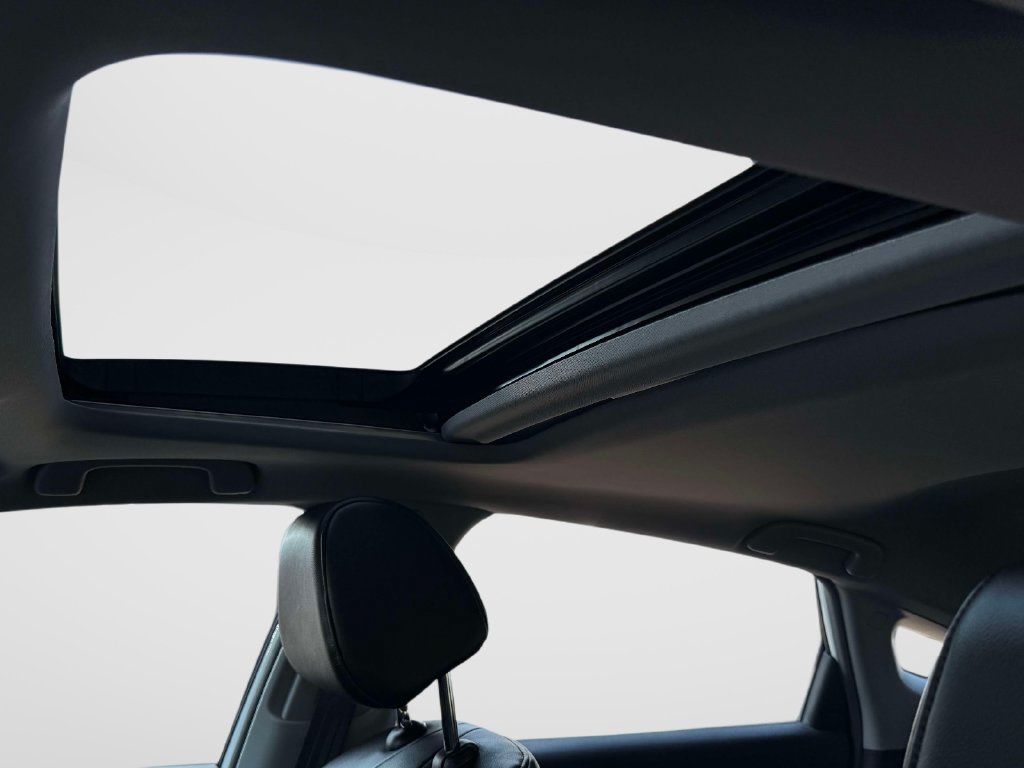 Certified 2025 Acura Integra FWD image 16