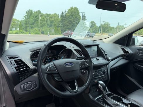 Used 2019 Ford Escape SEL AWD/4WD image 11