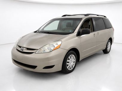 Used 2010 Toyota Sienna LE