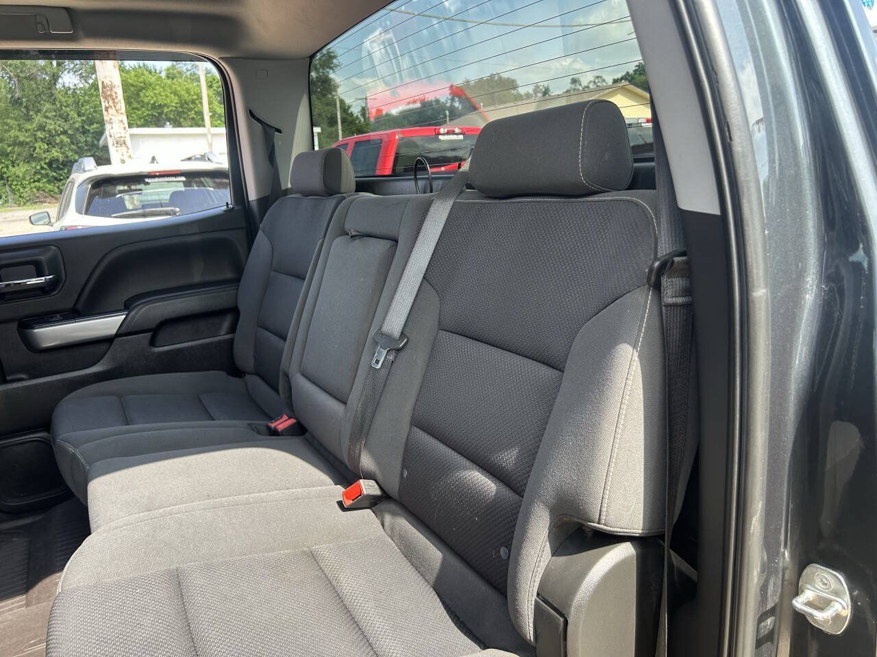 Used 2018 Chevrolet Silverado 1500 LT w/ All Star Edition AWD/4WD image 16