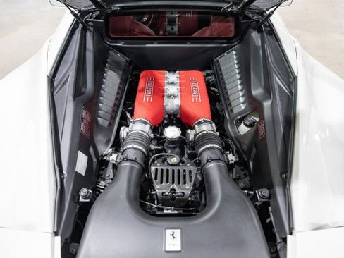 Used 2013 Ferrari 458 Italia Coupe image 11