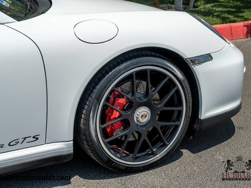 Used 2012 Porsche 911 Cabriolet image 35