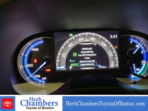 Used 2024 Toyota RAV4 SE w/ Weather & Moonroof Package AWD/4WD image 4