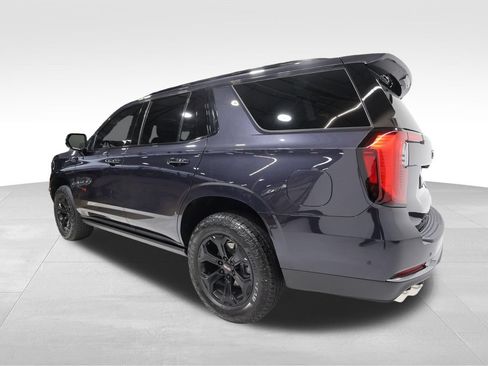 Used 2026 GMC Yukon AT4 w/ AT4 Premium Package AWD/4WD image 2