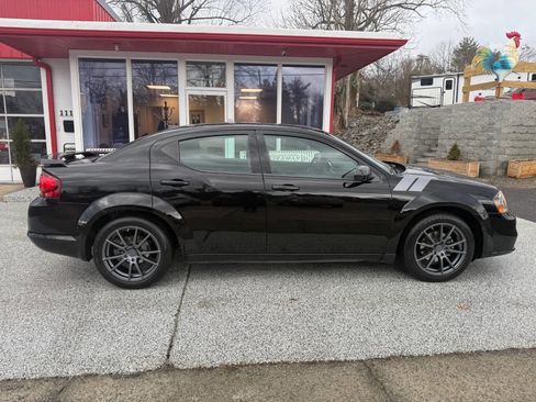 Used 2013 Dodge Avenger R/T w/ Sun/Sound Group image 10