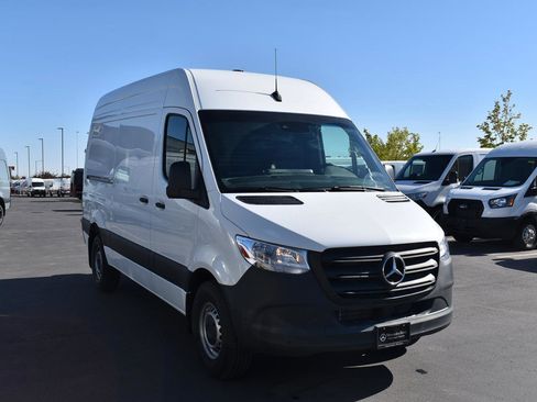 Used 2024 Mercedes-Benz Sprinter 144 Cargo image 3