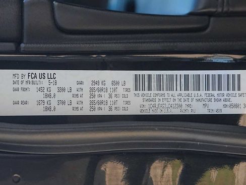 Used 2018 Jeep Grand Cherokee Laredo RWD image 30