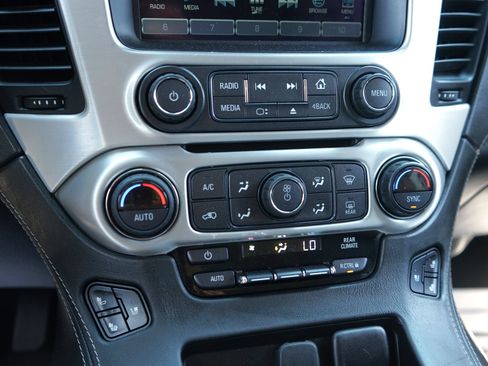 Used 2019 GMC Yukon SLT w/ Open Road Package AWD/4WD image 24
