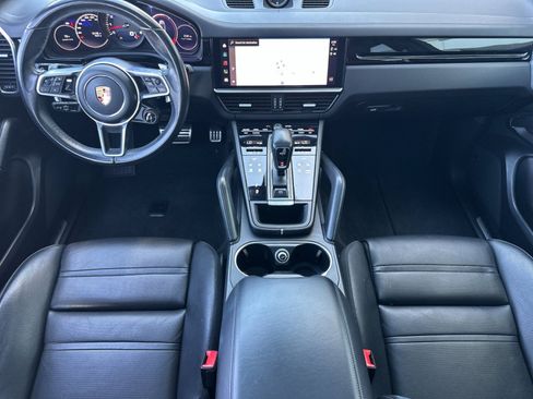 Certified 2022 Porsche Cayenne S Platinum image 6