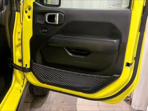 Used 2023 Jeep Wrangler Unlimited Rubicon 4xe image 12